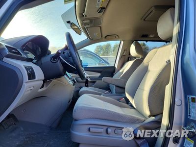 Zdjęcie 7 z 13 samochodu: 2016 HONDA ODYSSEY SE VIN:5FNRL5H33GB123460 - miniatura