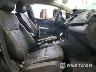Zdjęcie 7 z 14 samochodu: 2014 FORD FIESTA TITANIUM VIN:3FADP4FJ4EM163085 - miniatura