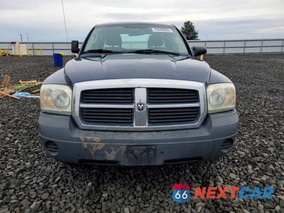 Piąte zdjęcie samochodu w środku: 2007 DODGE DAKOTA ST VIN:1D7HE22KX7S117877 - miniatura