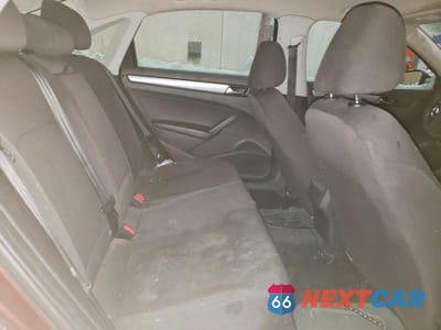 Zdjęcie 10 z 12 samochodu: 2013 VOLKSWAGEN PASSAT S VIN:1VWAP7A38DC125475 - miniatura