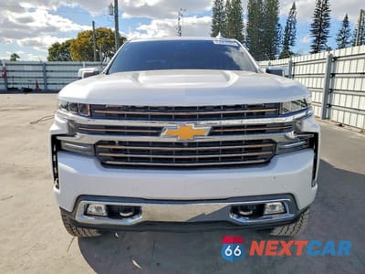 Piąte zdjęcie samochodu w środku: 2021 CHEVROLET SILVERADO K1500 HIGH COUNTRY VIN:3GCUYHET1MG315600 - miniatura