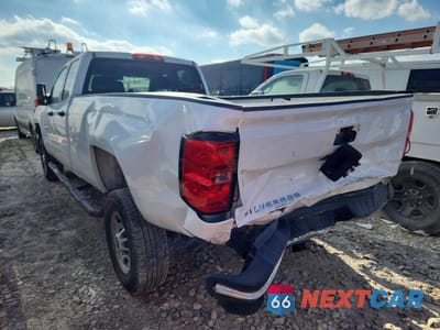 Drugie zdjęcie samochodu z przodu: 2019 CHEVROLET SILVERADO C2500 HEAVY DUTY VIN:2GC2CREG9K1166163 - miniatura