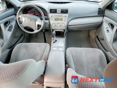 Zdjęcie 8 z 12 samochodu: 2011 TOYOTA CAMRY LE VIN:4T1BF3EKXBU721811 - miniatura