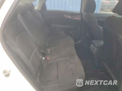 Zdjęcie 10 z 13 samochodu: 2021 KIA FORTE LXS VIN:3KPF24AD2ME290381 - miniatura