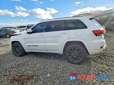 Drugie zdjęcie samochodu z przodu: 2018 JEEP GRAND CHEROKEE LAREDO VIN:1C4RJFAG7JC104374 - miniatura