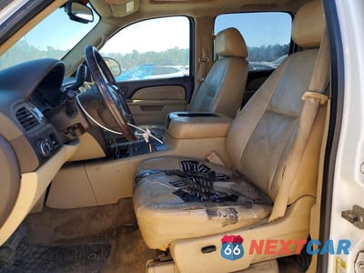 Zdjęcie 7 z 12 samochodu: 2010 GMC SIERRA C1500 DENALI VIN:3GTRCXE20AG155369 - miniatura