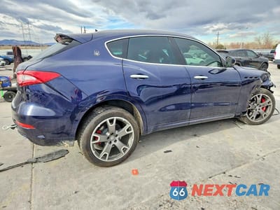 Trzecie zdjęcie samochodu z tyłu: 2017 MASERATI LEVANTE S SPORT VIN:ZN661YUS5HX234962 - miniatura