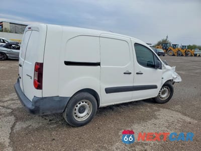 Trzecie zdjęcie samochodu z tyłu: 2018 PEUGEOT VIVACITY VIN:VF37R9HF8JJ518165 - miniatura