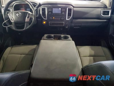 Zdjęcie 8 z 12 samochodu: 2017 NISSAN TITAN S VIN:1N6AA1EK7HN517468 - miniatura