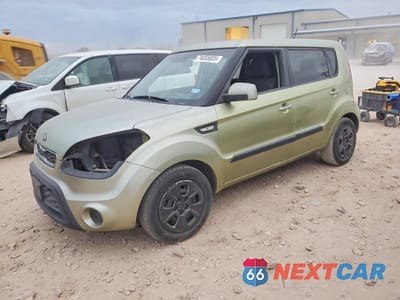 2013 KIA SOUL KNDJT2A55D7574883 - główne zdjęcie licytacji z USA - miniatura