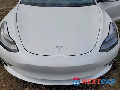 Zdjęcie 11 z 12 samochodu: 2023 TESLA MODEL 3 VIN:5YJ3E1EAXPF621814 - miniatura