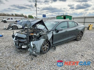 2019 VOLVO S60 T6 MOMENTUM 7JRA22TK6KG016724 - główne zdjęcie licytacji z USA - miniatura