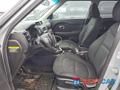 Zdjęcie 7 z 12 samochodu: 2015 KIA SOUL + VIN:KNDJP3A58F7784469 - miniatura