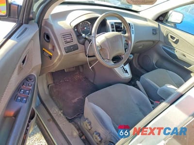 Zdjęcie 8 z 12 samochodu: 2008 HYUNDAI TUCSON SE VIN:KM8JN12D18U915001 - miniatura