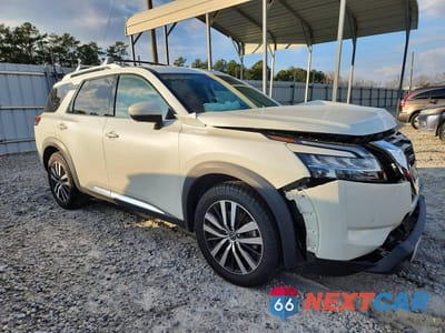 Czwarte zdjęcie samochodu z boku: 2023 NISSAN PATHFINDER PLATINUM VIN:5N1DR3DG9PC201917 - miniatura