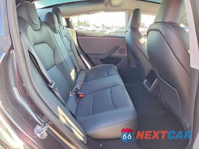 Zdjęcie 10 z 11 samochodu: 2025 TESLA MODEL 3 VIN:5YJ3E1EAXSF044873 - miniatura