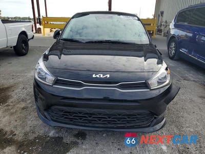 Piąte zdjęcie samochodu w środku: 2023 KIA RIO S VIN:3KPA24AD3PE535171 - miniatura