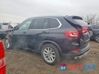 Drugie zdjęcie samochodu z przodu: 2021 BMW X5 XDRIVE40I VIN:5UXCR6C05M9F51660 - miniatura