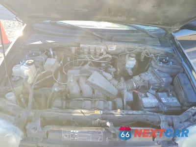 Zdjęcie 12 z 13 samochodu: 2005 FORD ESCAPE VIN:1FMCU94195KA78938 - miniatura