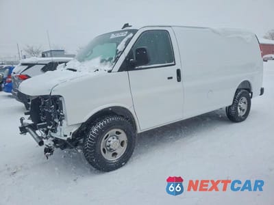 2025 CHEV EXPRESS G2500 1GCWGAFP0S1236158 - główne zdjęcie licytacji z USA - miniatura