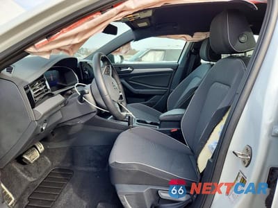 Zdjęcie 7 z 11 samochodu: 2025 VOLKSWAGEN JETTA SPORT VIN:3VWBX7BU9SM103198 - miniatura