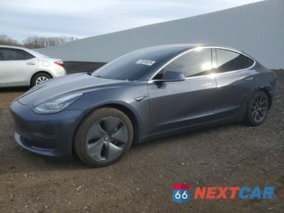 2018 TESLA MODEL 3 5YJ3E1EA8JF058690 - główne zdjęcie licytacji z USA - miniatura