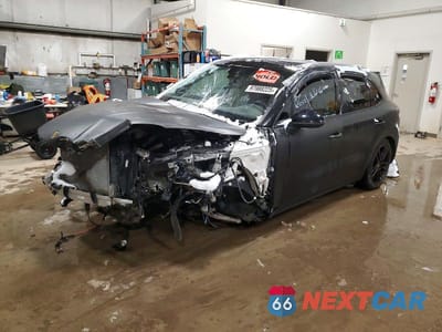 2019 PORSCHE CAYENNE WP1AA2AY3KDA10307 - główne zdjęcie licytacji z USA - miniatura