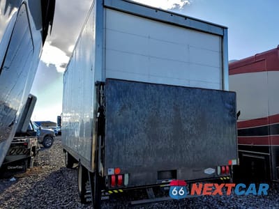 Drugie zdjęcie samochodu z przodu: 2015 ISUZU NPR HD VIN:54DC4W1BXFS806053 - miniatura