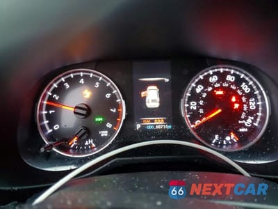 Zdjęcie 9 z 12 samochodu: 2019 TOYOTA RAV4 XLE PREMIUM VIN:2T3A1RFV1KW055399 - miniatura
