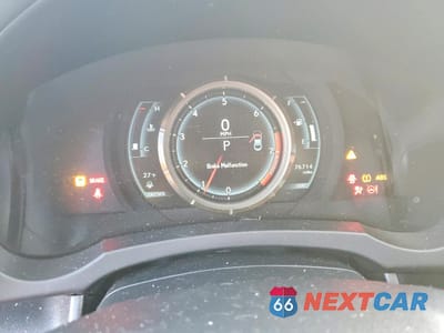 Zdjęcie 9 z 14 samochodu: 2016 LEXUS RC 300 VIN:JTHSM5BC4G5002248 - miniatura