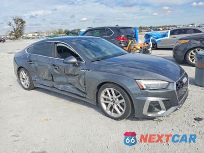 Czwarte zdjęcie samochodu z boku: 2023 AUDI A5 PREMIUM 45 VIN:WAUDACF54PA053790 - miniatura