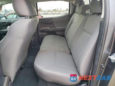 Zdjęcie 10 z 12 samochodu: 2022 TOYOTA TACOMA DOUBLE CAB VIN:3TMAZ5CN0NM196170 - miniatura