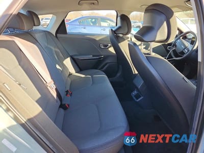 Zdjęcie 10 z 11 samochodu: 2025 KIA K4 LXS VIN:3KPFT4DE0SE042418 - miniatura