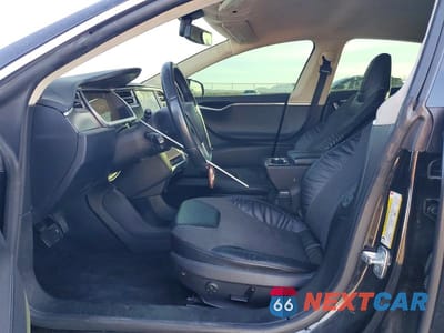 Zdjęcie 7 z 13 samochodu: 2013 TESLA MODEL S VIN:5YJSA1CN5DFP22963 - miniatura