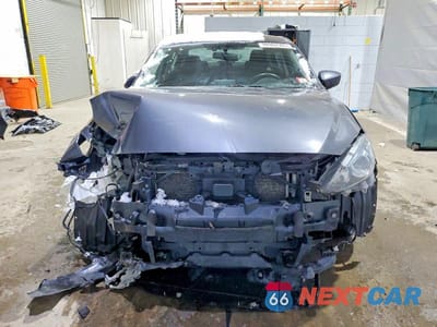 Piąte zdjęcie samochodu w środku: 2016 MAZDA 3 SPORT VIN:3MZBM1U7XGM319193 - miniatura