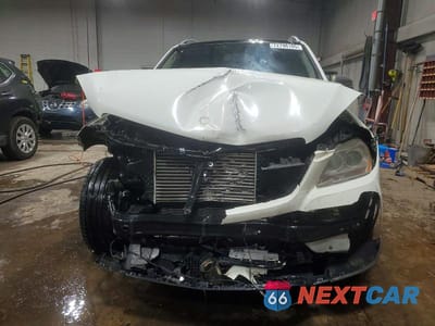 Piąte zdjęcie samochodu w środku: 2012 MERCEDES-BENZ ML 350 BLUETEC VIN:4JGDA2EB2CA001035 - miniatura