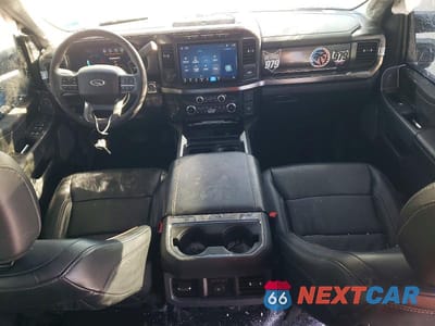 Zdjęcie 8 z 12 samochodu: 2024 FORD F350 SUPER DUTY VIN:1FT8W3BMXRED47449 - miniatura