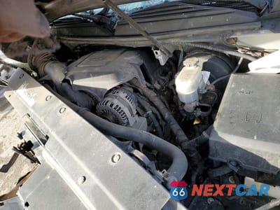 Zdjęcie 12 z 13 samochodu: 2014 CHEVROLET SUBURBAN K1500 LT VIN:1GNSKJE71ER136470 - miniatura