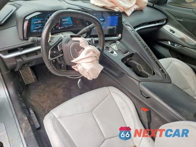 Zdjęcie 8 z 13 samochodu: 2024 CHEVROLET CORVETTE STINGRAY 1LT VIN:1G1YA3D45R5103938 - miniatura