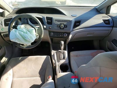 Zdjęcie 8 z 12 samochodu: 2012 HONDA CIVIC LX VIN:19XFB2F5XCE086268 - miniatura