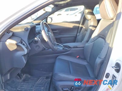 Zdjęcie 7 z 13 samochodu: 2019 LEXUS UX 250H VIN:JTHU9JBH5K2016135 - miniatura