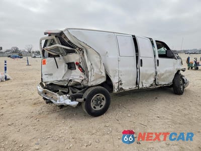 Trzecie zdjęcie samochodu z tyłu: 2014 CHEVROLET EXPRESS G2500 UTILITY / SERVICE VAN VIN:1GCWGFCA8E1914088 - miniatura