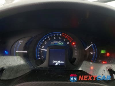 Zdjęcie 9 z 13 samochodu: 2012 HONDA INSIGHT EX VIN:JHMZE2H7XCS002187 - miniatura