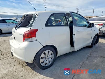 Trzecie zdjęcie samochodu z tyłu: 2010 TOYOTA YARIS VIN:JTDJT4K39A5316298 - miniatura