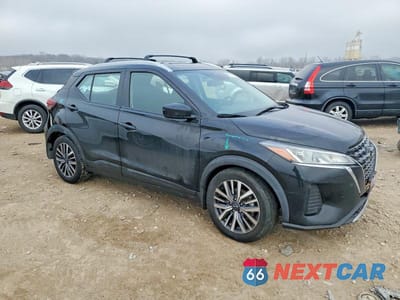 Czwarte zdjęcie samochodu z boku: 2022 NISSAN KICKS SV VIN:3N1CP5CV5NL524917 - miniatura