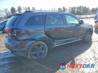 Trzecie zdjęcie samochodu z tyłu: 2018 DODGE JOURNEY CROSSROAD VIN:3C4PDDGG9JT491587 - miniatura