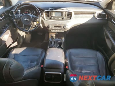 Zdjęcie 8 z 13 samochodu: 2016 KIA SORENTO VIN:5XYPHDA54GG081775 - miniatura