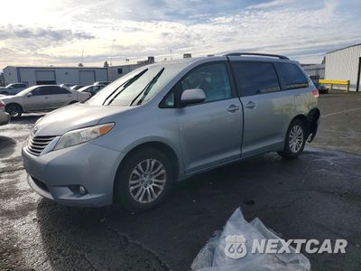 2013 TOYOTA SIENNA XLE 8-PASSENGER 5TDYK3DC3DS382367 - główne zdjęcie licytacji z USA - miniatura