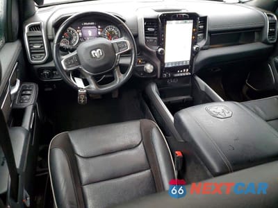 Zdjęcie 8 z 11 samochodu: 2023 RAM 1500 LARAMIE VIN:1C6RREJT6PN545868 - miniatura