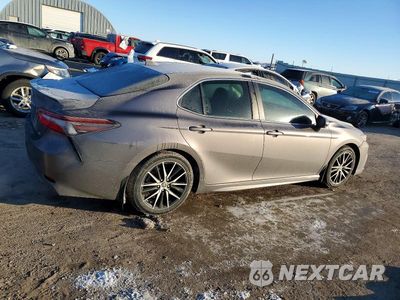 Trzecie zdjęcie samochodu z tyłu: 2022 TOYOTA CAMRY SE VIN:4T1G11AK9NU656419 - miniatura